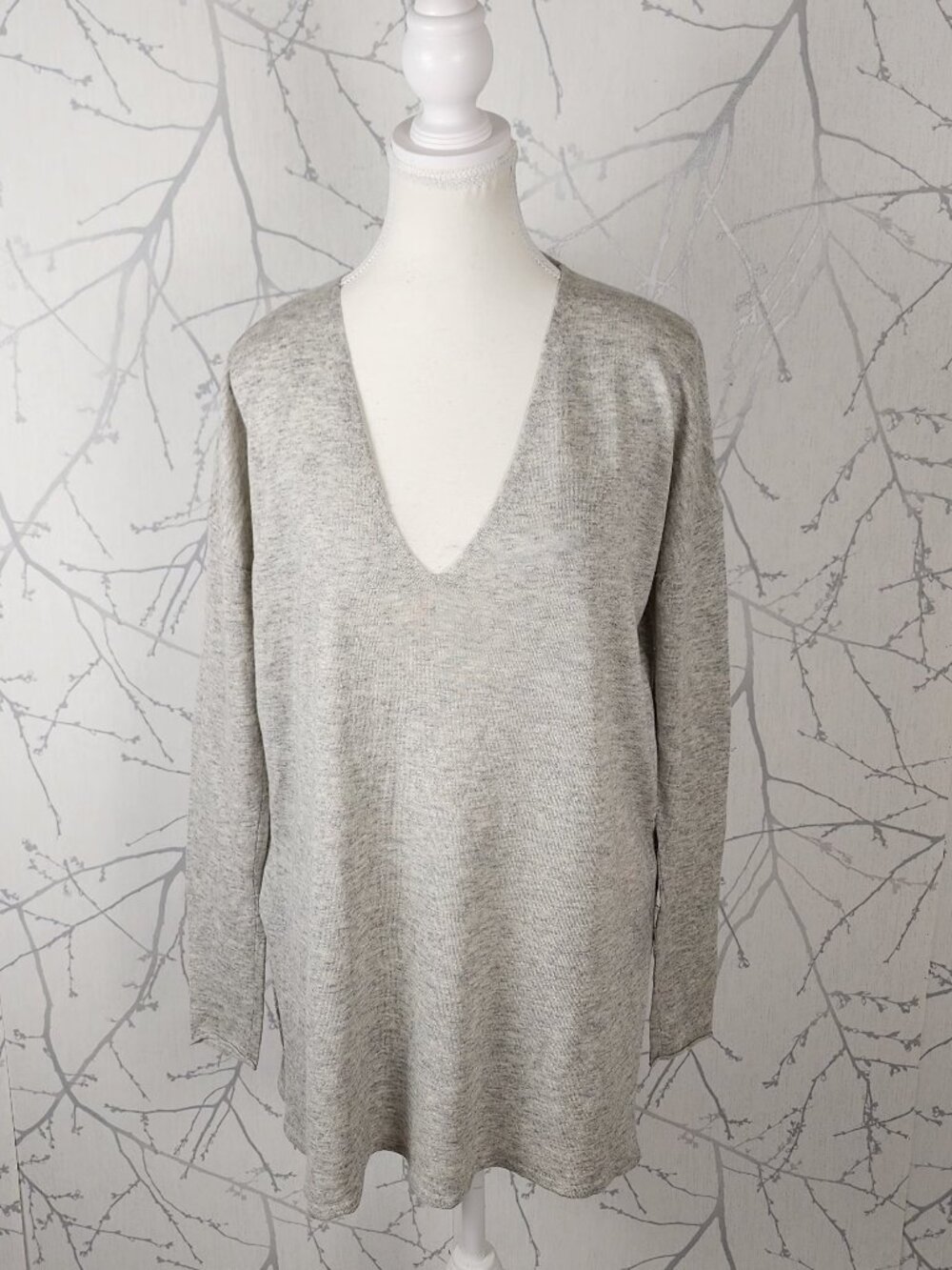 Babaton Silver Wool Linen Blend Knit V-Neck Erin Tunic Sweater